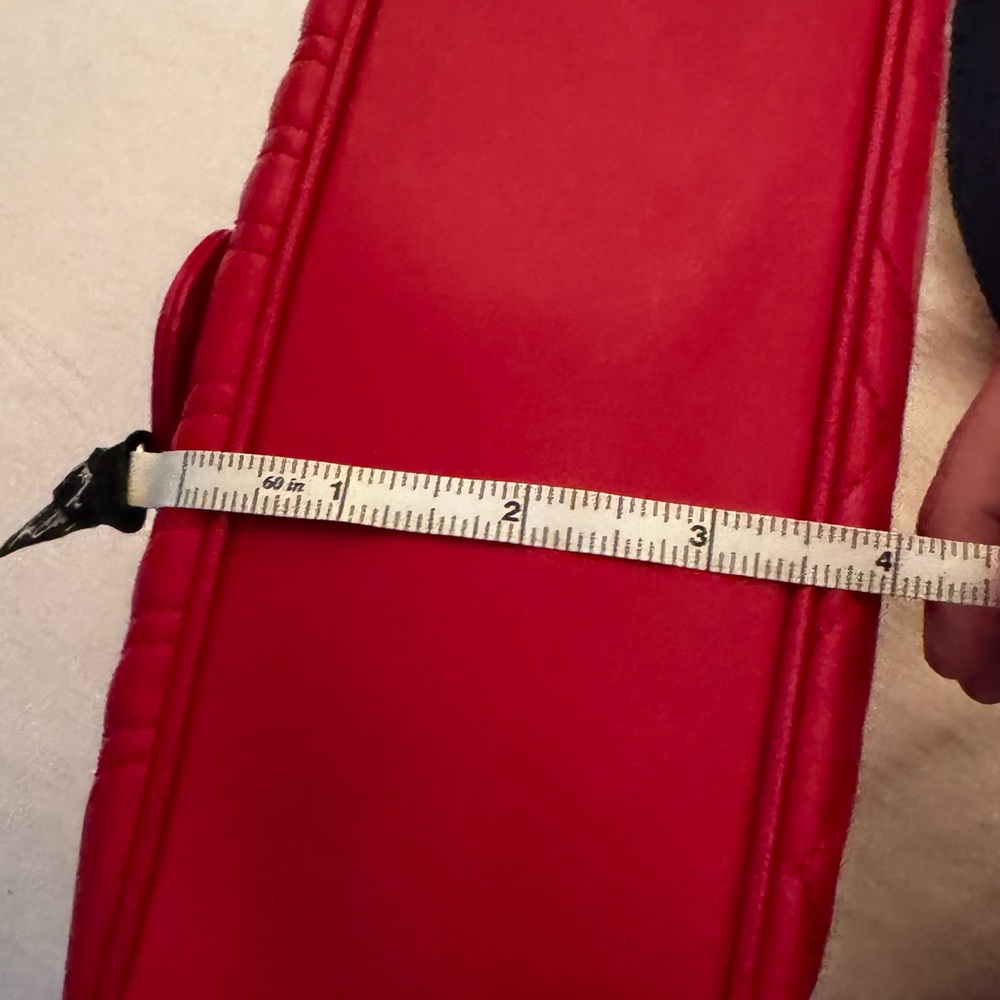 Gucci Red Crossbody Bag with Chevron Quilting - Picture 16 of 16